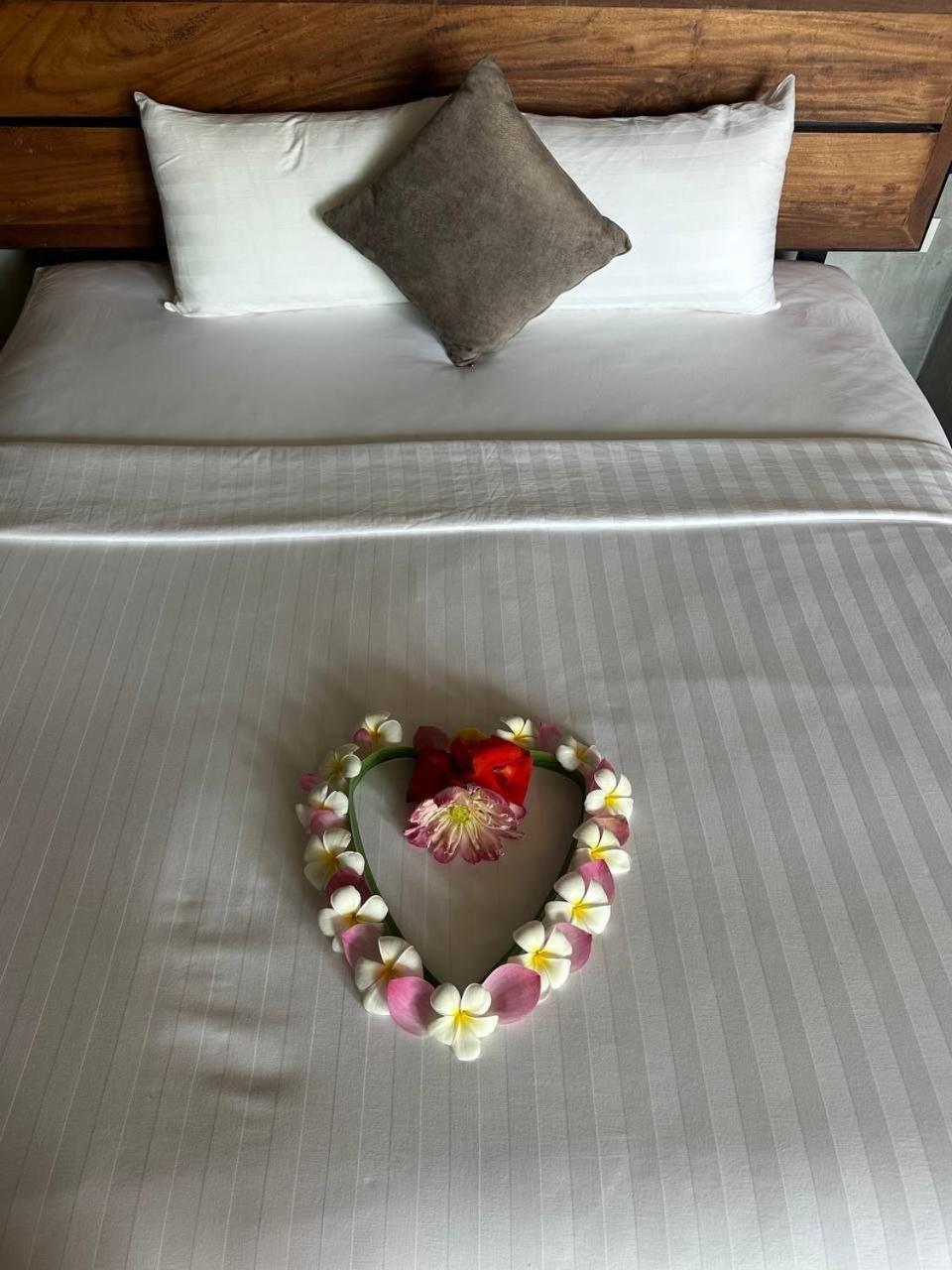 Villa La Plantation Kampot Bagian luar foto